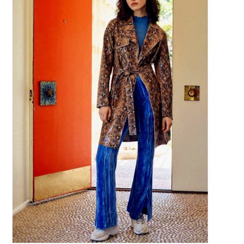 BLANK NYC Printed Trench Coat 🧥